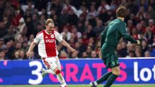 Ajax en N.E.C. ploeteren zich naar gelijkspel in Amsterdam