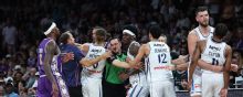 Goorjian says Davis-Cotton spat good for basketball
