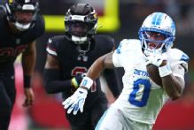 Lions RB Gibbs passes Sanders for most NFL TDs before age 25