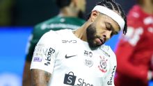 Corinthians vê chance de rebaixamento crescer após ser goleado no Dérbi, e empate mantém dupla GreNal ameaçadíssima