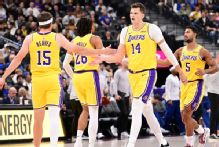 Walker Kessler, playing 1st NBA game in nearly a year, impresses in Lakers debut