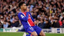 Transfer rumors, news: Arsenal, Chelsea, City tracking PSG star Doué