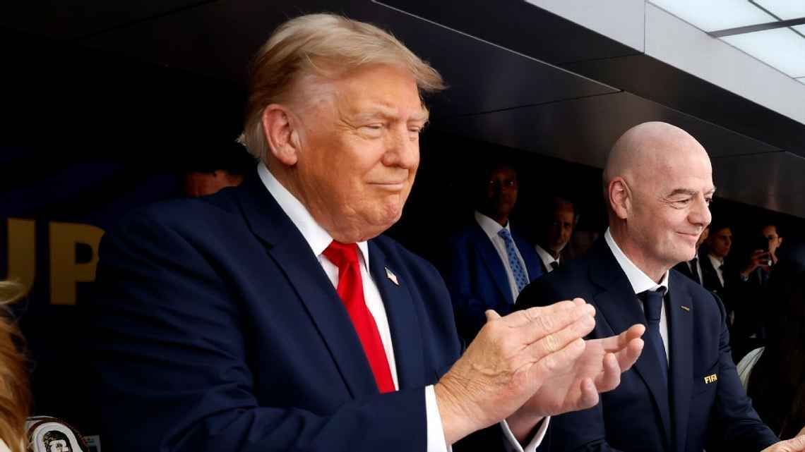 Infantino se disculpa ante Consejo FIFA y evita temas clave como Balogun