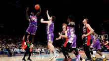 Kings thump Wildcats, move back to top spot in NBL