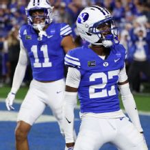 No. 8 BYU rallies, outlasts No. 2 Notre Dame to move to 6-0