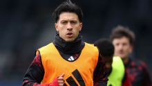 Premier League live updates: Leeds host Man United in rival clash