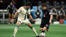 El picante cruce de Messi con Junior Alonso en Inter Miami vs. Atlanta United