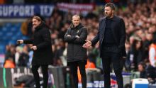 Pressure grows on Michael Carrick as Man United draw at Leeds