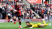 Evanílson dá show em vitória do Bournemouth na Premier League com direito a golaço, assistência e falta que gerou expulsão