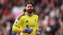 Alisson diz por que Liverpool não é mais favorito como antes e pede paciência a jovens goleiros da Seleção