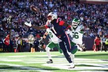 Patriots rule out A.J. Brown, TreVeyon Henderson vs. Dolphins