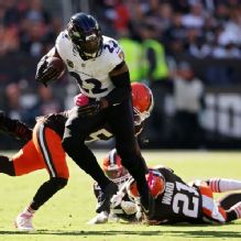 Derrick Henry takes blame as fumbling woes costly for Ravens