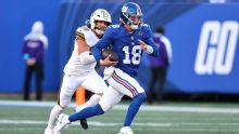 McCarthy nearly rallies Giants after Winston benched; Skattebo logs no carries