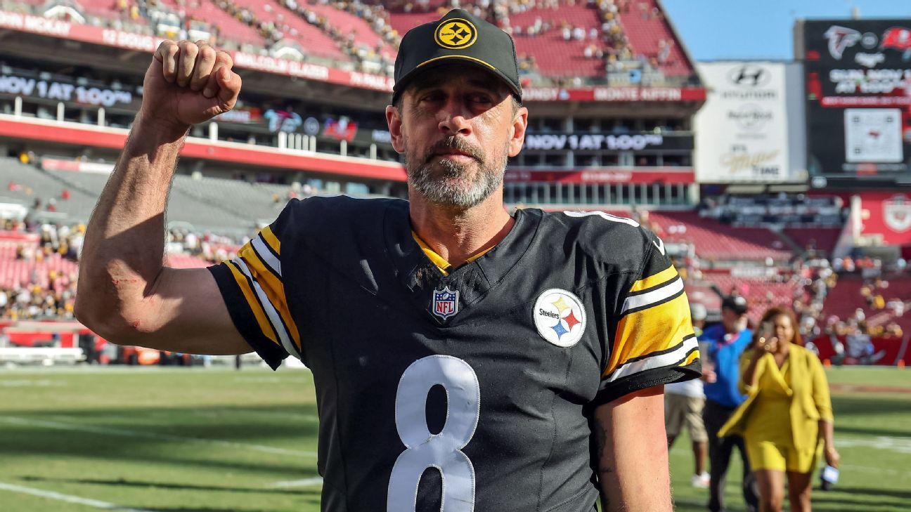 Rodgers throws two TDs to tie Peyton on all-time list, lifts Steelers to OT win