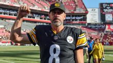 Steelers' Aaron Rogers throws two TDs to tie Peyton Manning on all-time list