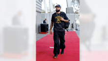 49ers WR Mike Evans reps Bay Area with Curry jersey, leads NFL Week 6's arrivals
