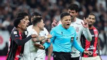 Corinthians teve pênalti ignorado pela arbitragem? Renata Ruel analisa lance polêmico: 'Poderia ter sido marcado...'