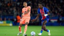 Willian Pacho destacó en la victoria de PSG ante Barcelona por la Champions League
