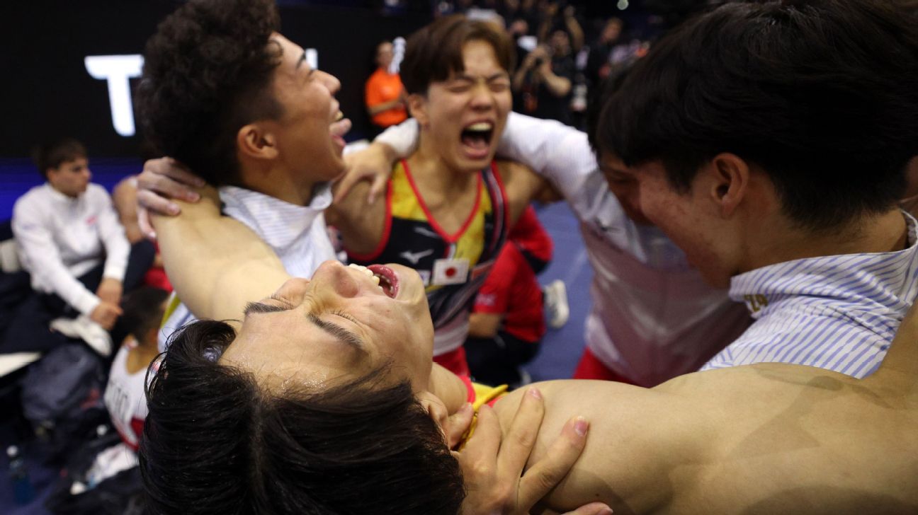 Japan captures gold in men's team final at world gymnastics championships