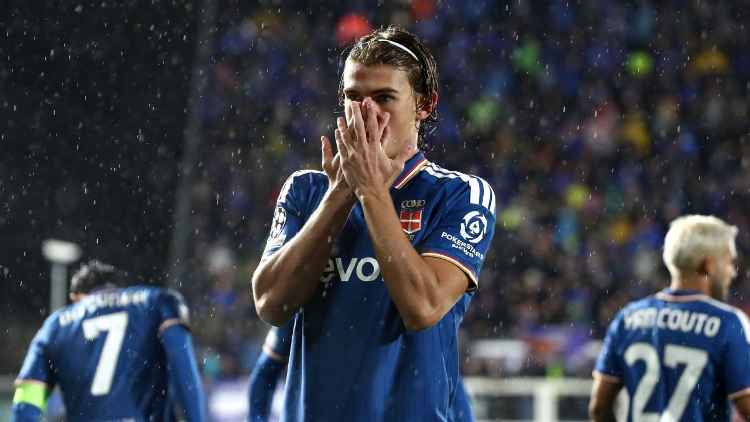 Transfer rumors, news: Como's Paz destroyed Man United, now they want to sign him
