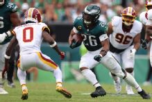 Sources: Eagles RB Barkley (hamstring) expected to practice, play vs. Cowboys