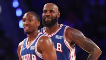 Na estreia de LeBron James em casa, 76ers conseguem virada antológica sobre os Cavs