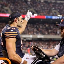 Bears TE Cole Kmet exits late vs. Patriots with knee injury