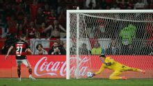 Jorginho perde pênalti pela 1ª vez no Flamengo; veja retrospecto na carreira