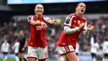 Arsenal finally get some luck to beat Spurs, but they need to start playing as a team