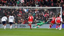 Tottenham boss: WSL refereeing 'has got worse' after dubious Arsenal penalty