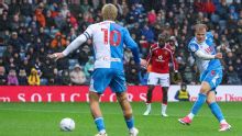 Andri Gudjohnsen brace extends Wrexham's winless run on the road