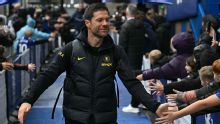 Premier League live updates: Chelsea host Spurs, City lose unbeaten record to Villa