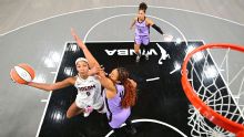 WNBA Finals: Valkyries ganan el Juego 4 en Atlanta y empatan la serie