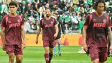 Izquierdoz ganó en el área y convirtió el gol del 1-1 entre Banfield y Lanús