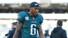 Eagles' DeVonta Smith, Dontayvion Wicks out vs. Cowboys