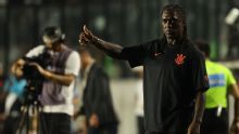 Seedorf vê Corinthians com 'raiva' e diz o que ouviu no vestiário após derrota: 'Não acabou aqui'