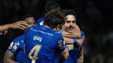 Palmeiras vence Red Bull Bragantino e assume liderança do Brasileirão