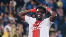 Jordy Caicedo tuvo un gol anulado en la derrota de Huracán ante Central