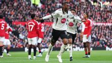 Premier League live updates: Man United face Bournemouth, Liverpool host Brighton