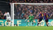 Blooper de Barcelona y gol de Mbappé para el 1-0 de Real Madrid por LaLiga