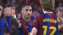 Genialidad de Pedri y gol de Raphinha para Barcelona ante Real Madrid en el Clásico