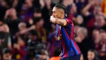Genialidad de Pedri y gol de Raphinha para Barcelona ante Real Madrid en el Clásico