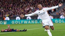 Mbappé krijgt Camp Nou stil bij rentree Frenkie de Jong in Clasico