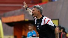 Fernando Ortiz no dramatiza por racha de Colo Colo: "Es parte del fútbol"