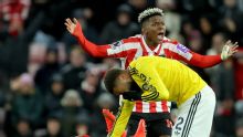 Nilson Angulo destacó en el empate de Sunderland contra Leeds por Premier League