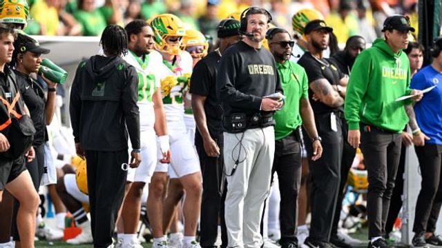 Oregon has a 4-3 record.