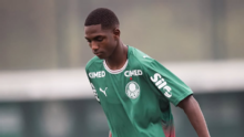 'Dembelé do Verdão': quem é a joia que Palmeiras descobriu no Mirassol e brilhou contra o Barcelona
