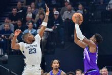 Jazz's Lauri Markkanen (wrist), Jaren Jackson Jr. (knee) exit vs. Grizzlies