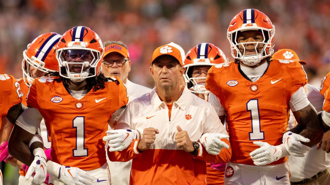 Dabo still has faith in team: 'We should have a better record'