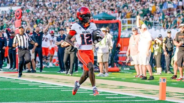 Oregon State freshman Jesse Legree has 14 receiving touchdowns through seven games.